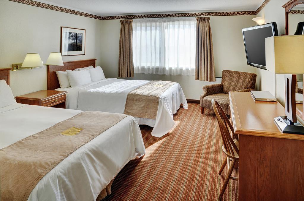 Lakeview Inns & Suites - Brandon Eksteriør bilde